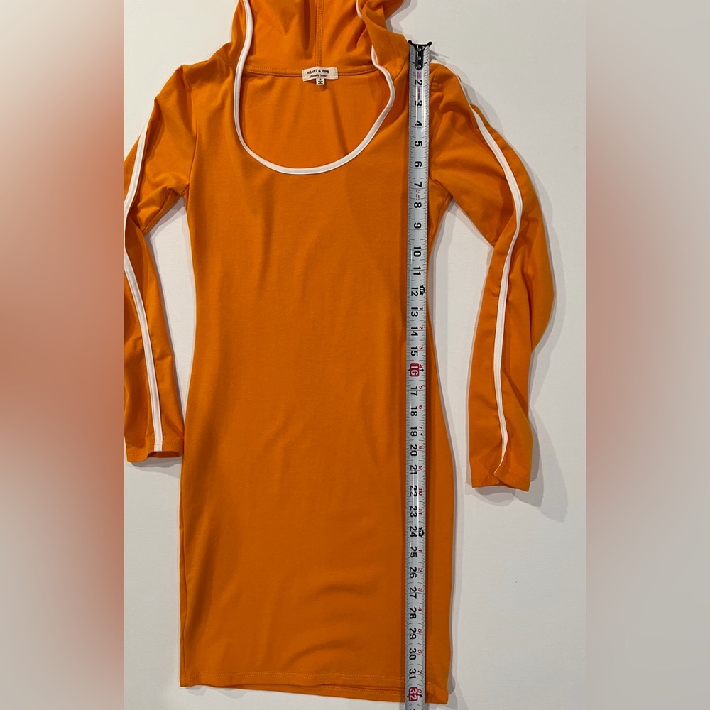 Heart & Hips 90’s Long Sleeve Orange Dress Sporty Mini Hooded Y2K - Picture 2 of 10